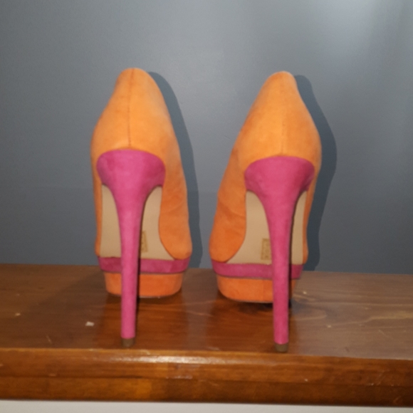 Platform Colorblock Pumps - Picture 3 of 5